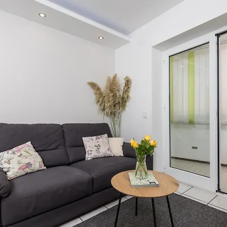 Flower Apartment Rijeka
