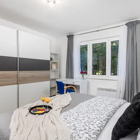 Apartament Flower *